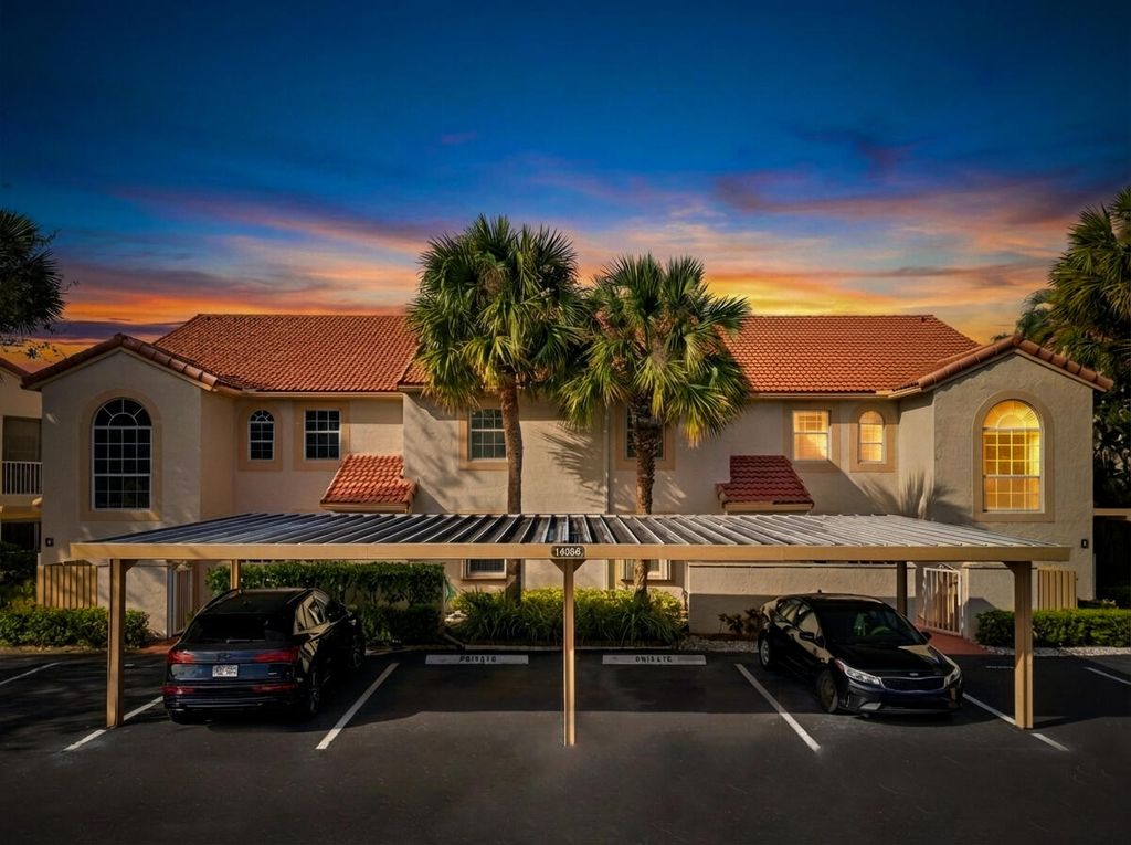 Photo of 14383 Via Royale #3, Delray Beach, FL 33446 (MLS # R11150168)