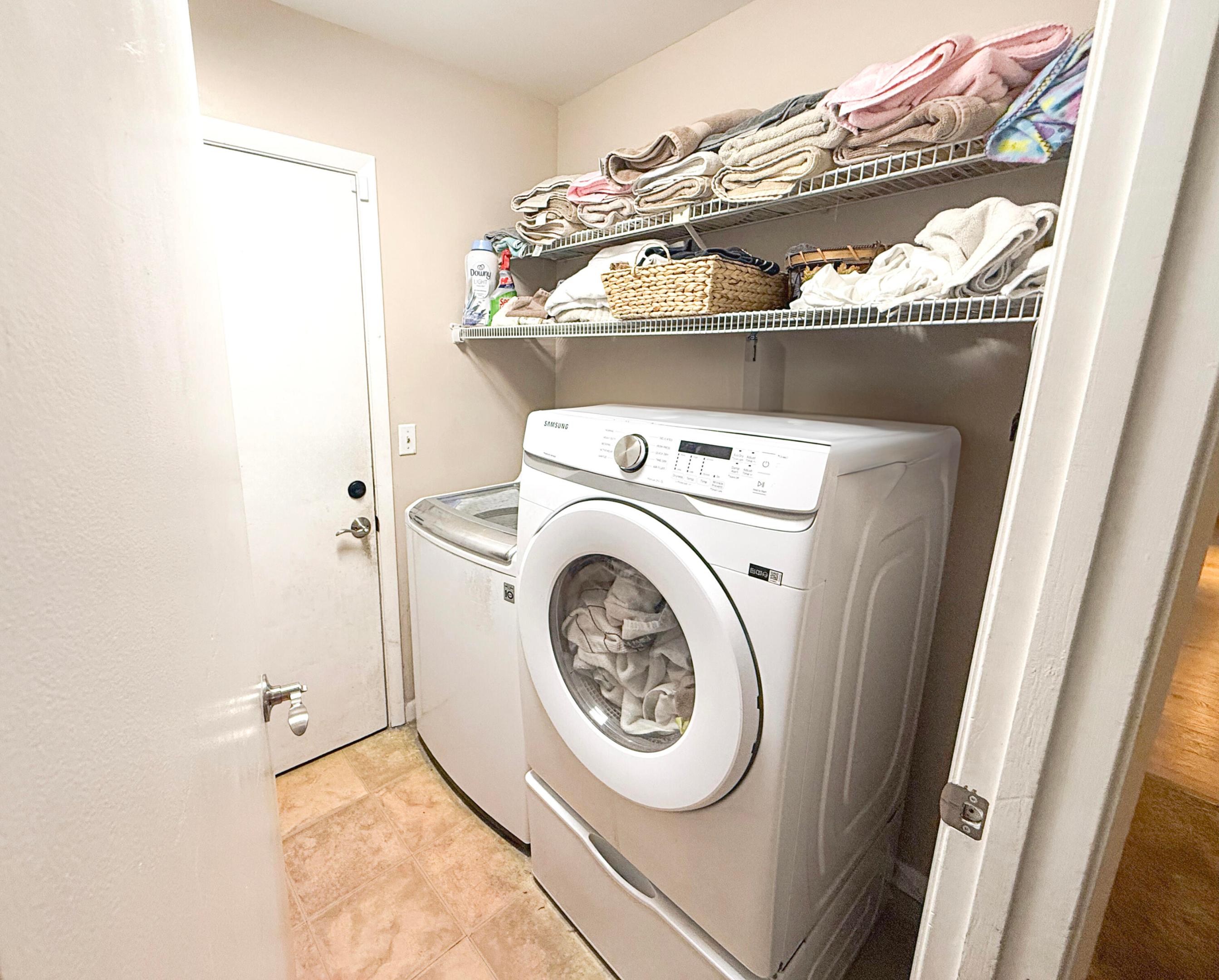 COUNTRY ADDRESS - Residential