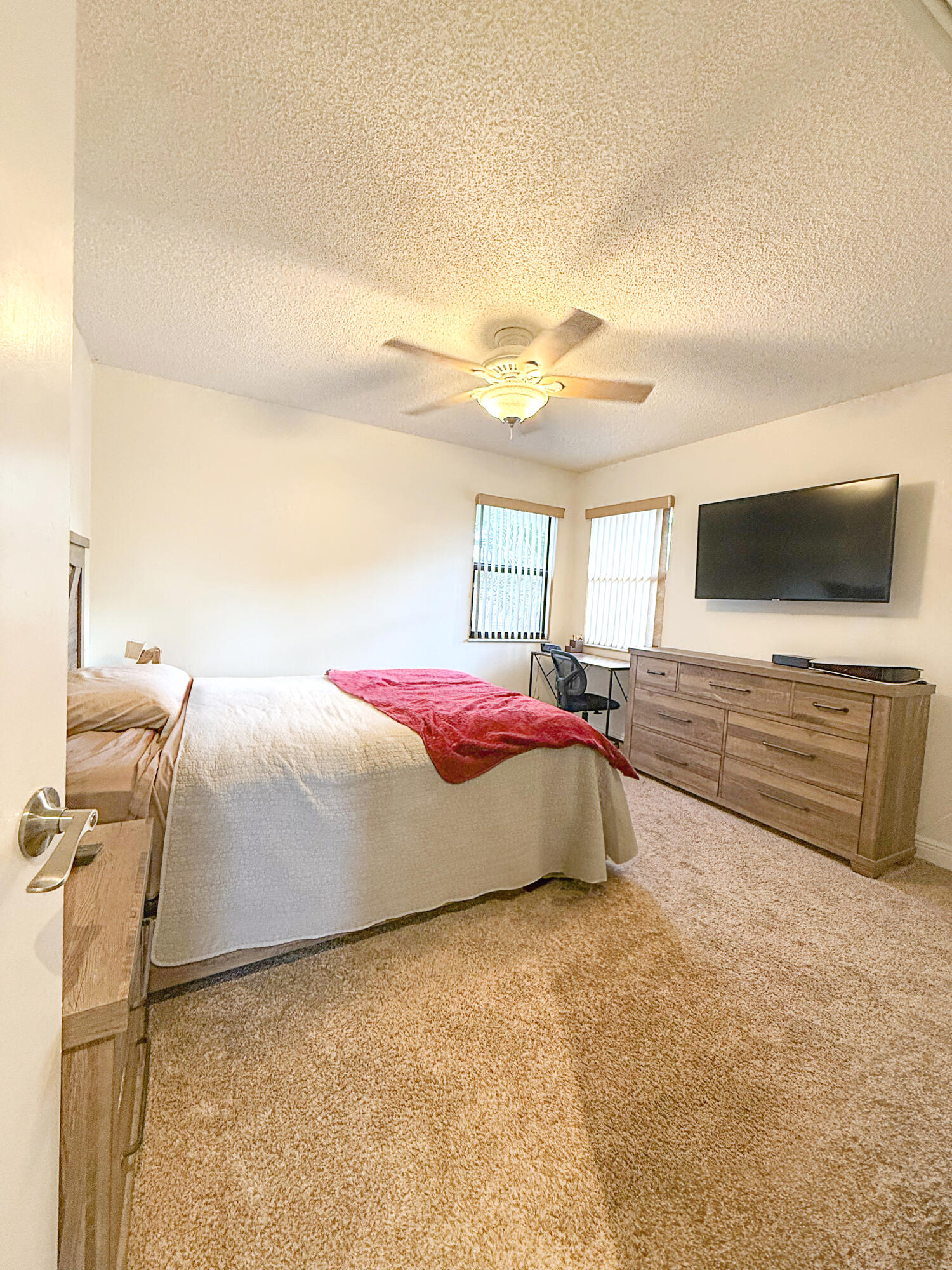 COUNTRY ADDRESS - Residential