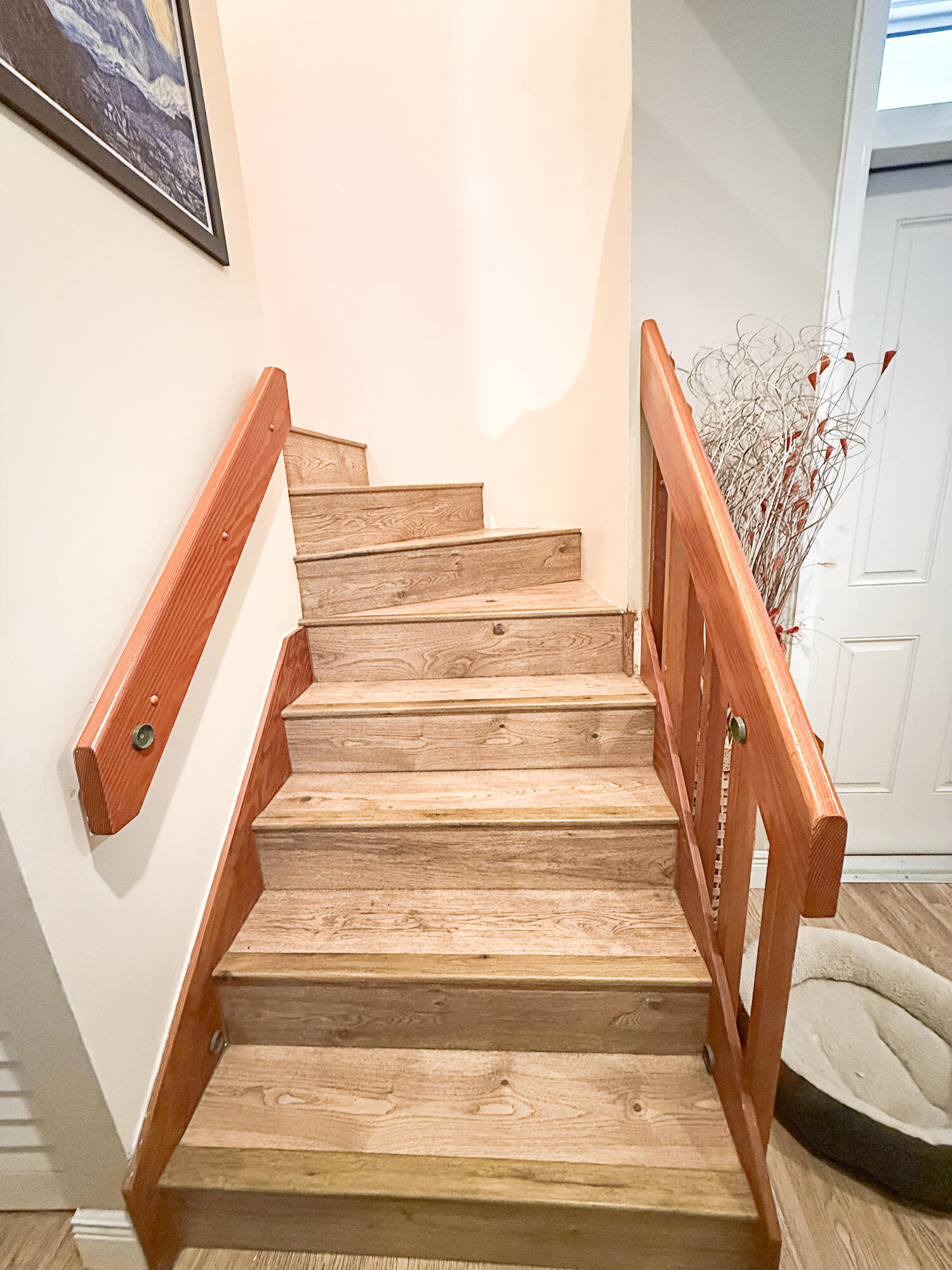 COUNTRY ADDRESS - Residential