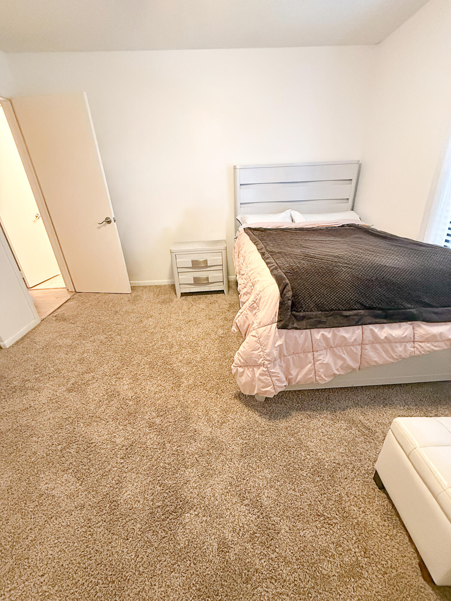 COUNTRY ADDRESS - Residential