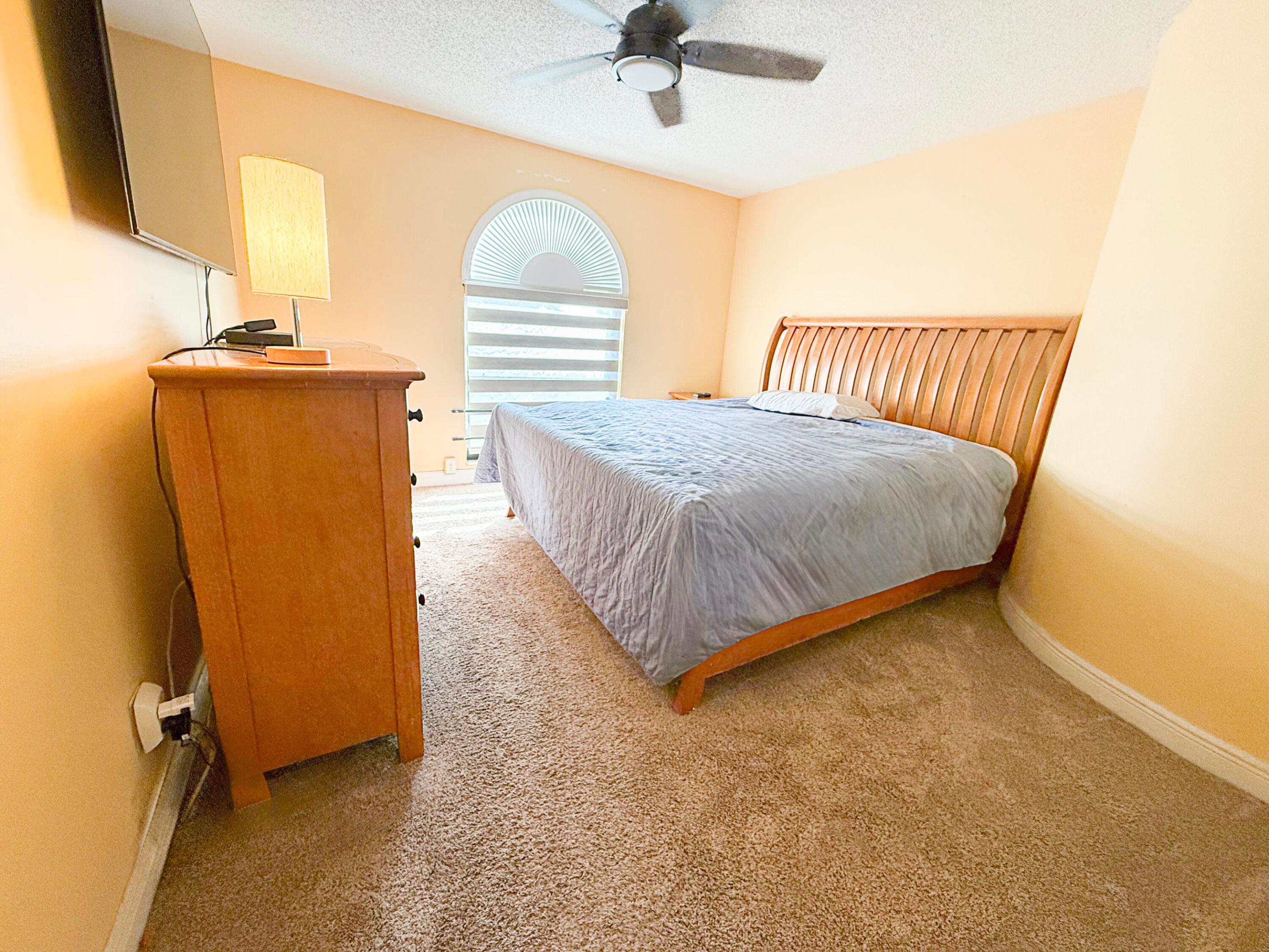 COUNTRY ADDRESS - Residential