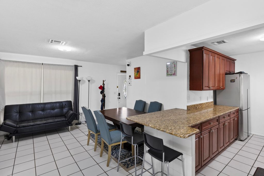 Photo of 173 SE Placita Court, Port Saint Lucie, FL 34983 (MLS # R11158012)