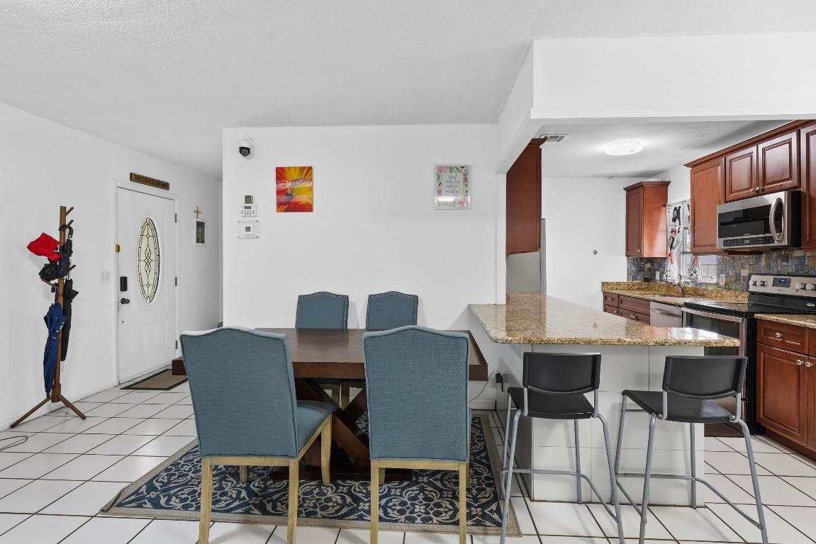 RIVER PARK UNIT 7 - Residential