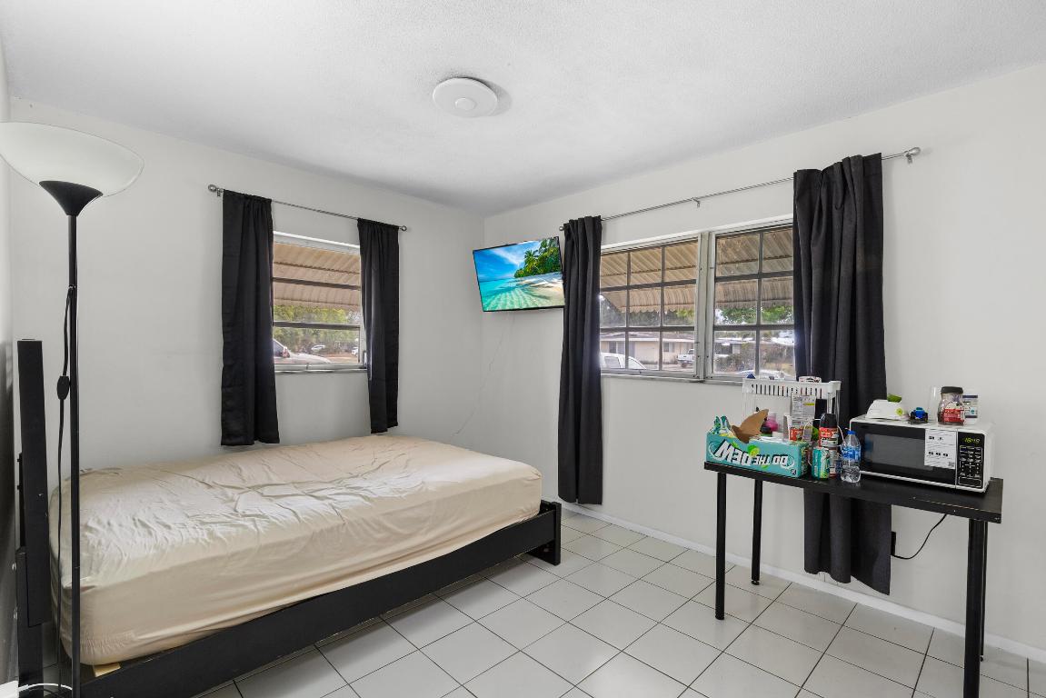 RIVER PARK UNIT 7 - Residential