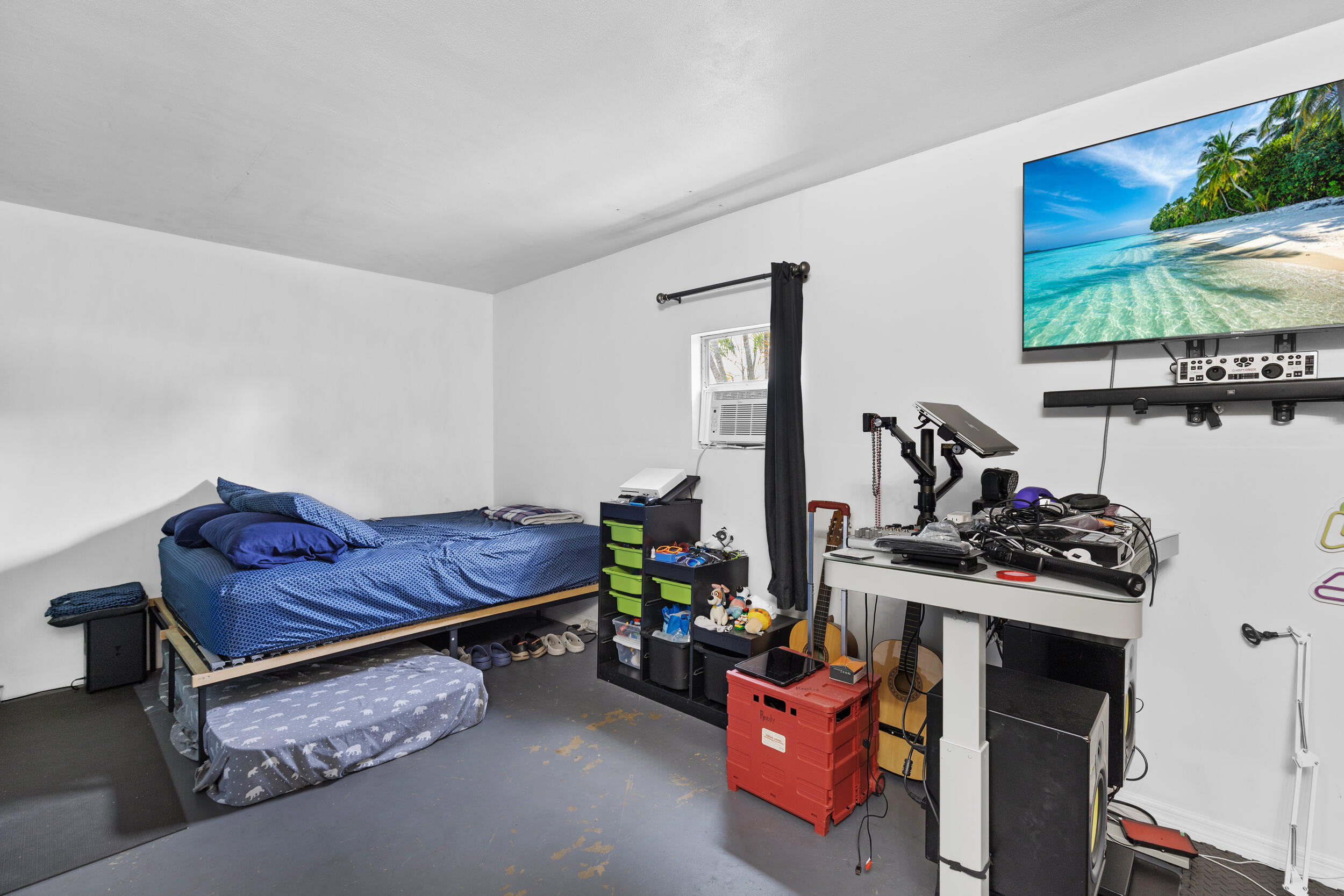 RIVER PARK UNIT 7 - Residential