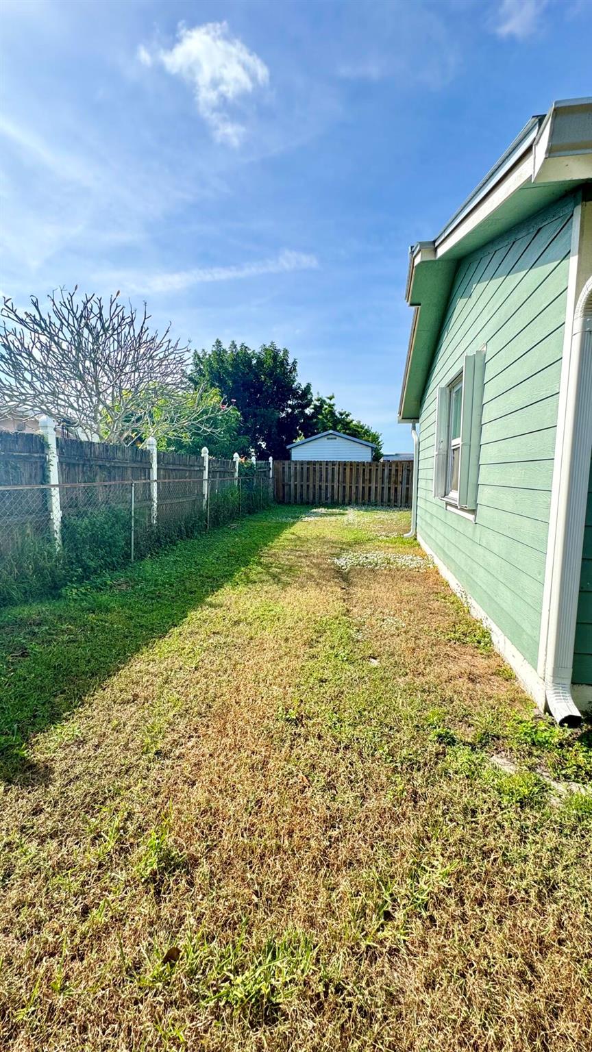 FOREST HOMES PL 5 - Residential Lease