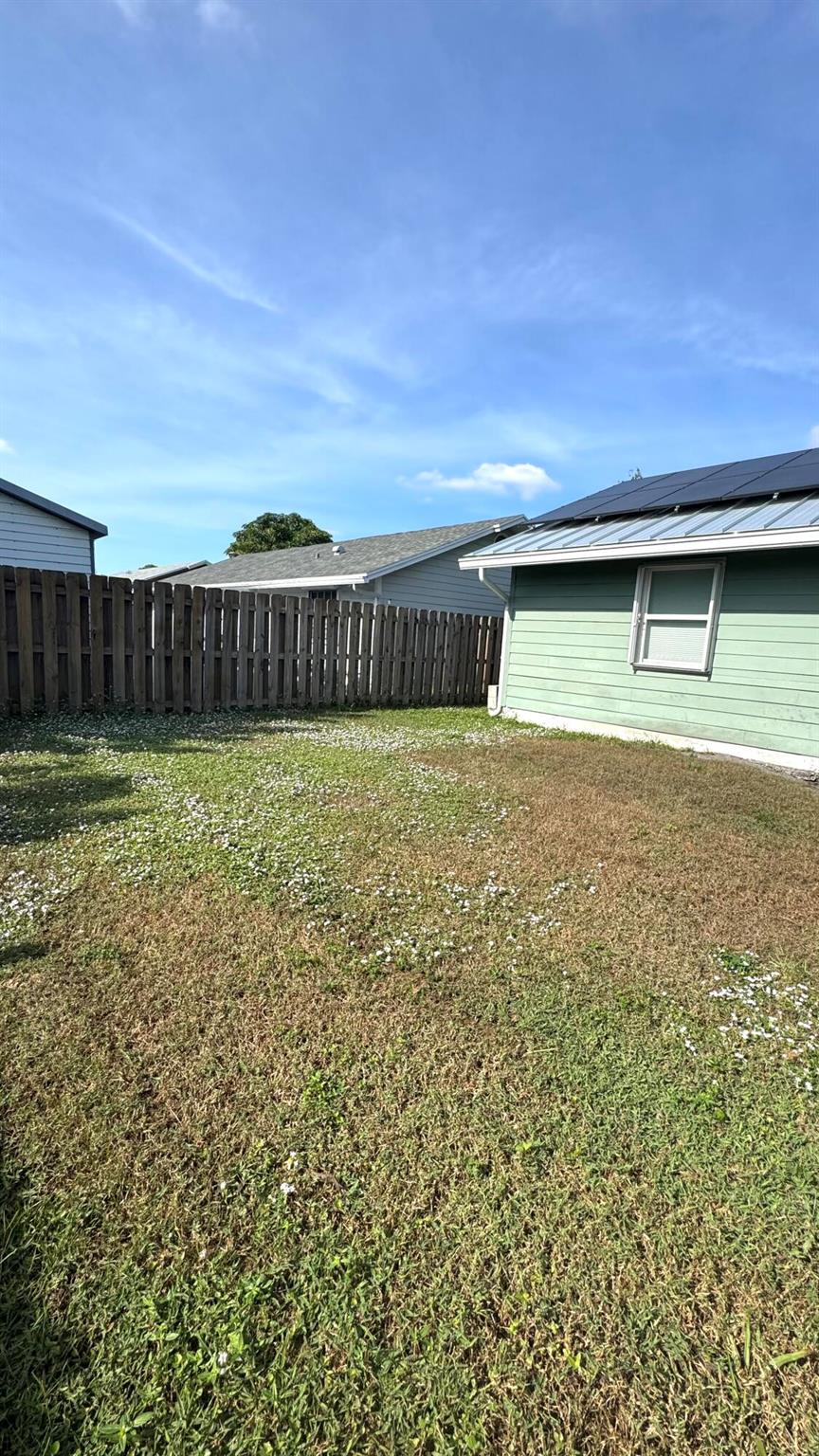 FOREST HOMES PL 5 - Residential Lease