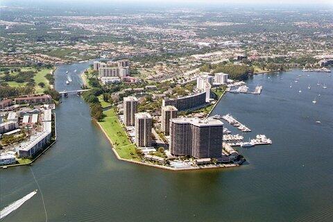 Photo of 108 Lakeshore Drive #840, North Palm Beach, FL 33408 (MLS # R10998787)