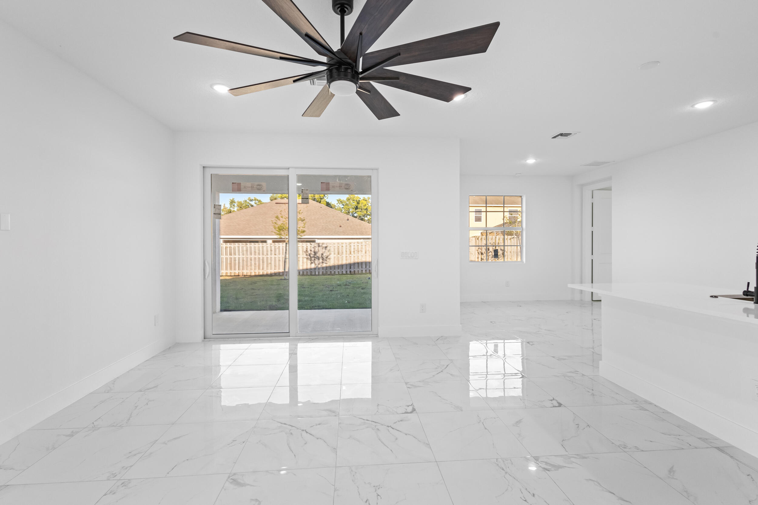 PORT ST LUCIE SECTION 48 1ST REPLAT - Residential