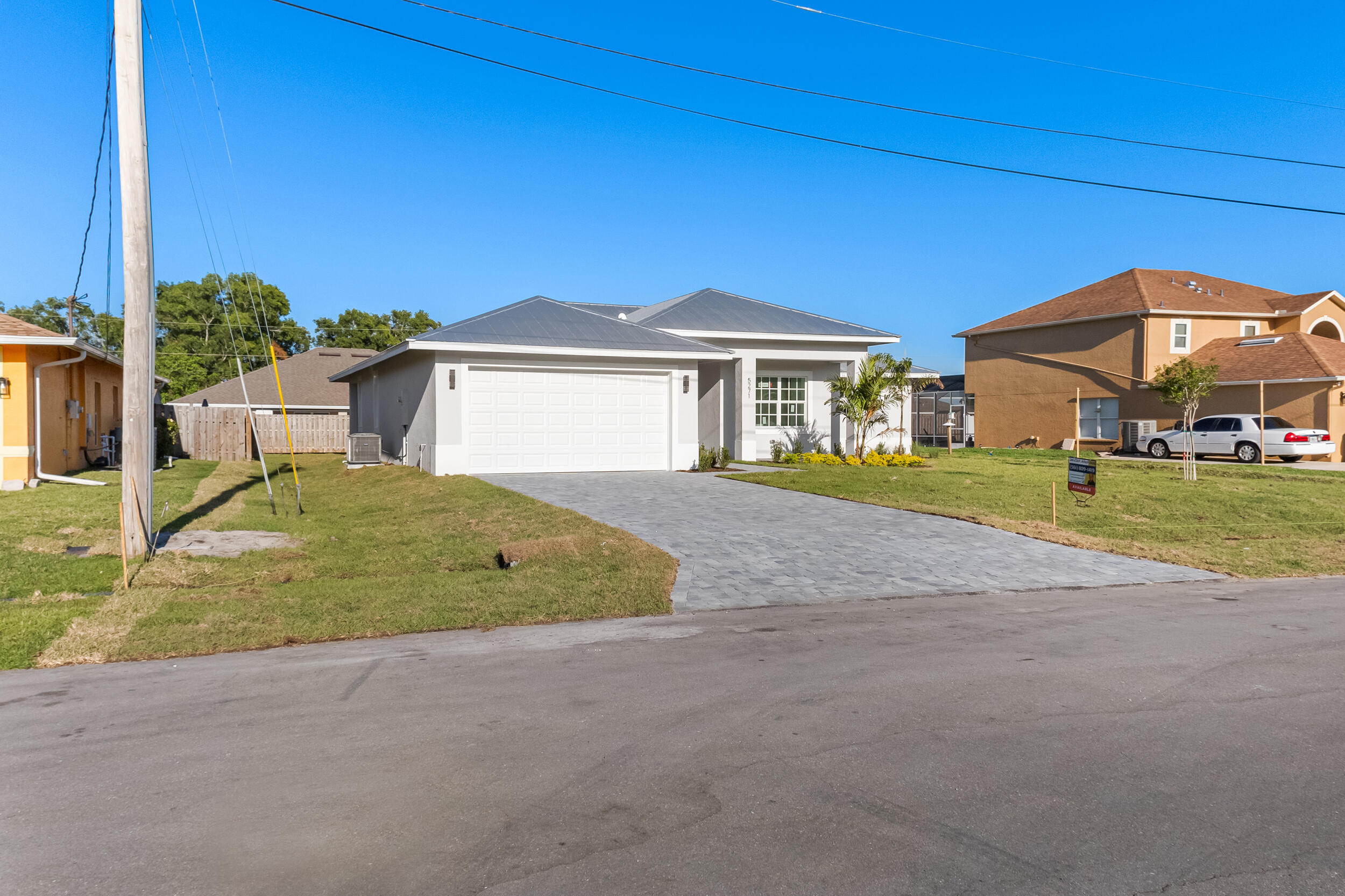 PORT ST LUCIE SECTION 48 1ST REPLAT - Residential