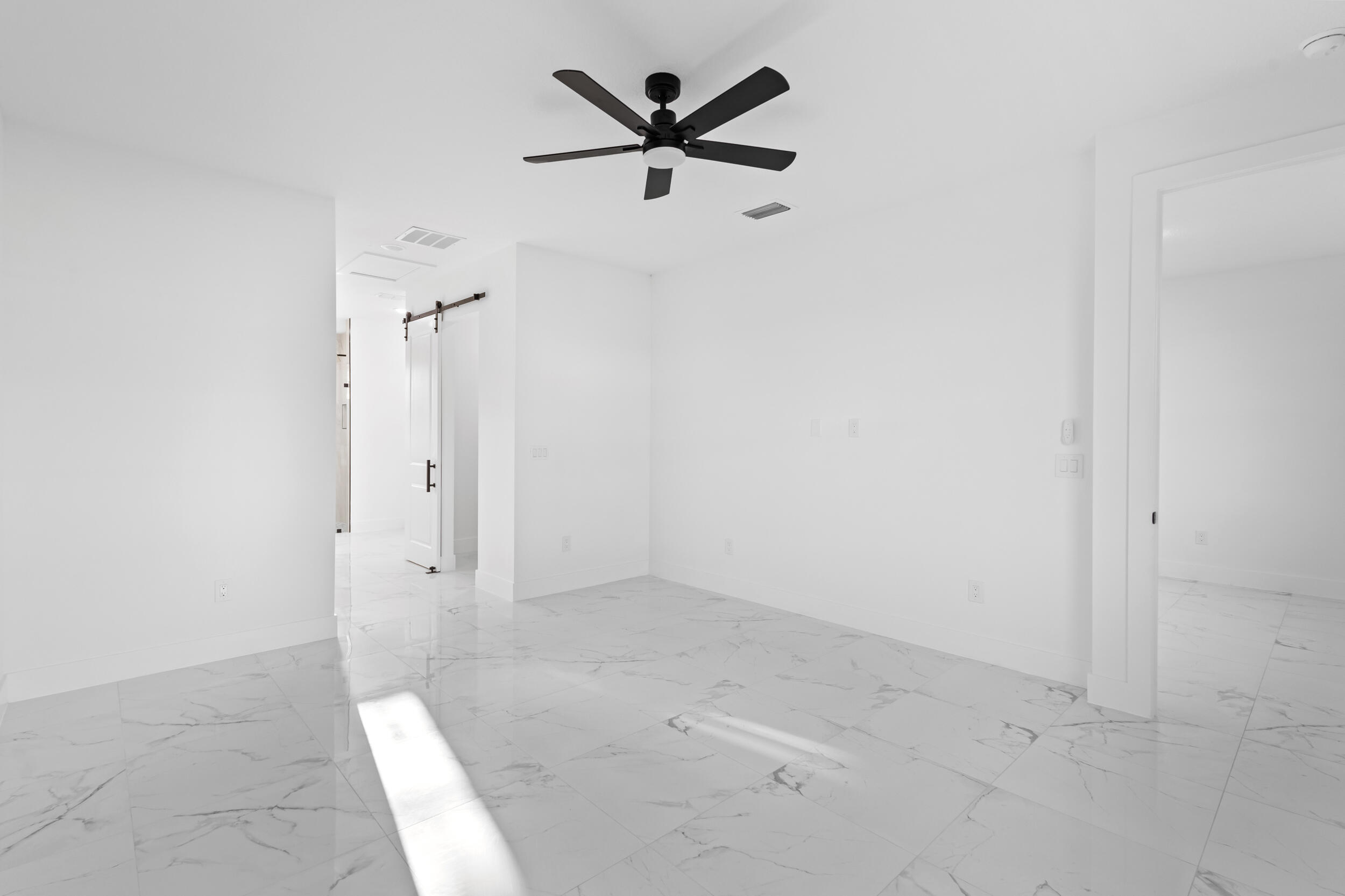 PORT ST LUCIE SECTION 48 1ST REPLAT - Residential