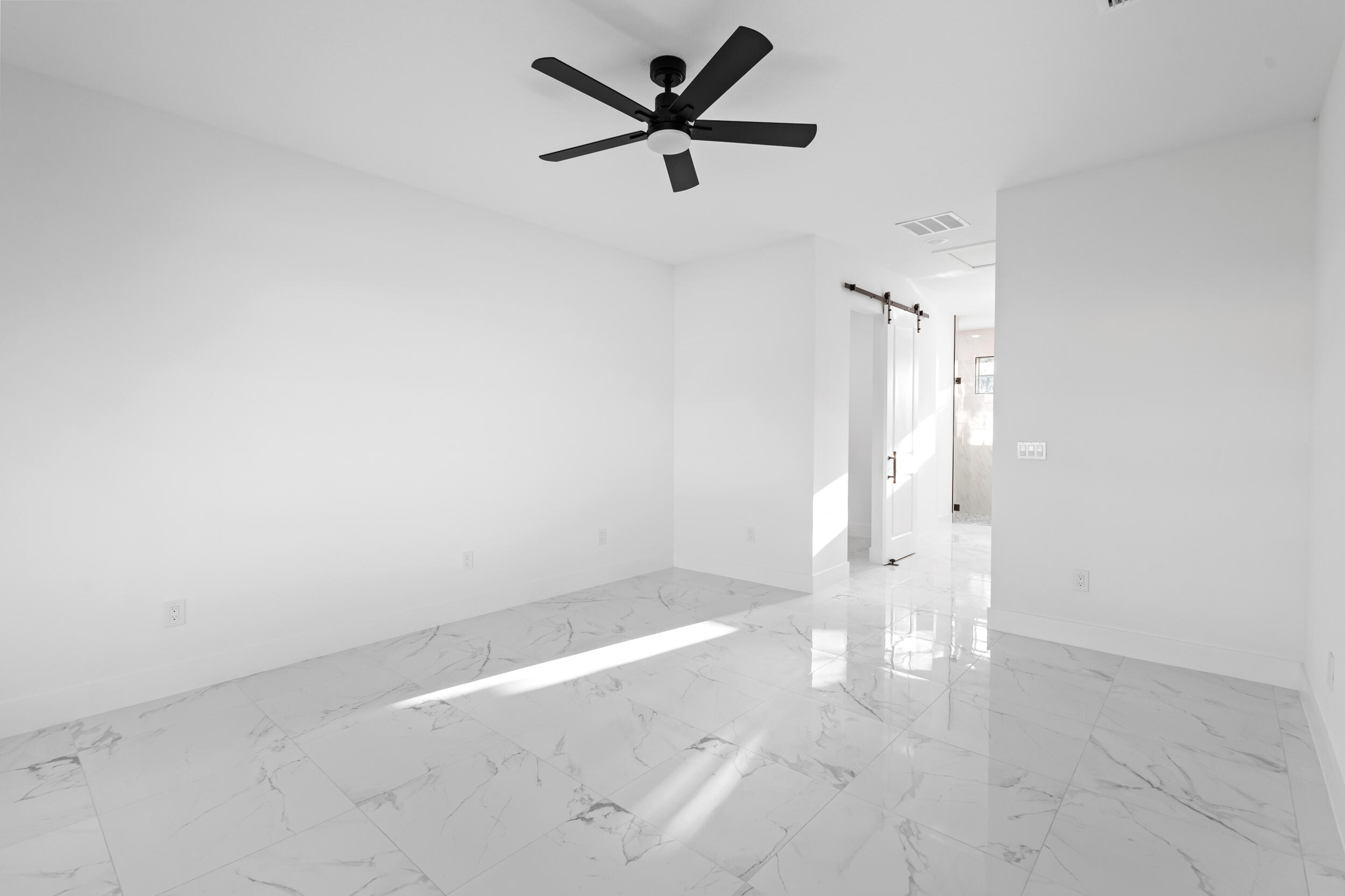 PORT ST LUCIE SECTION 48 1ST REPLAT - Residential