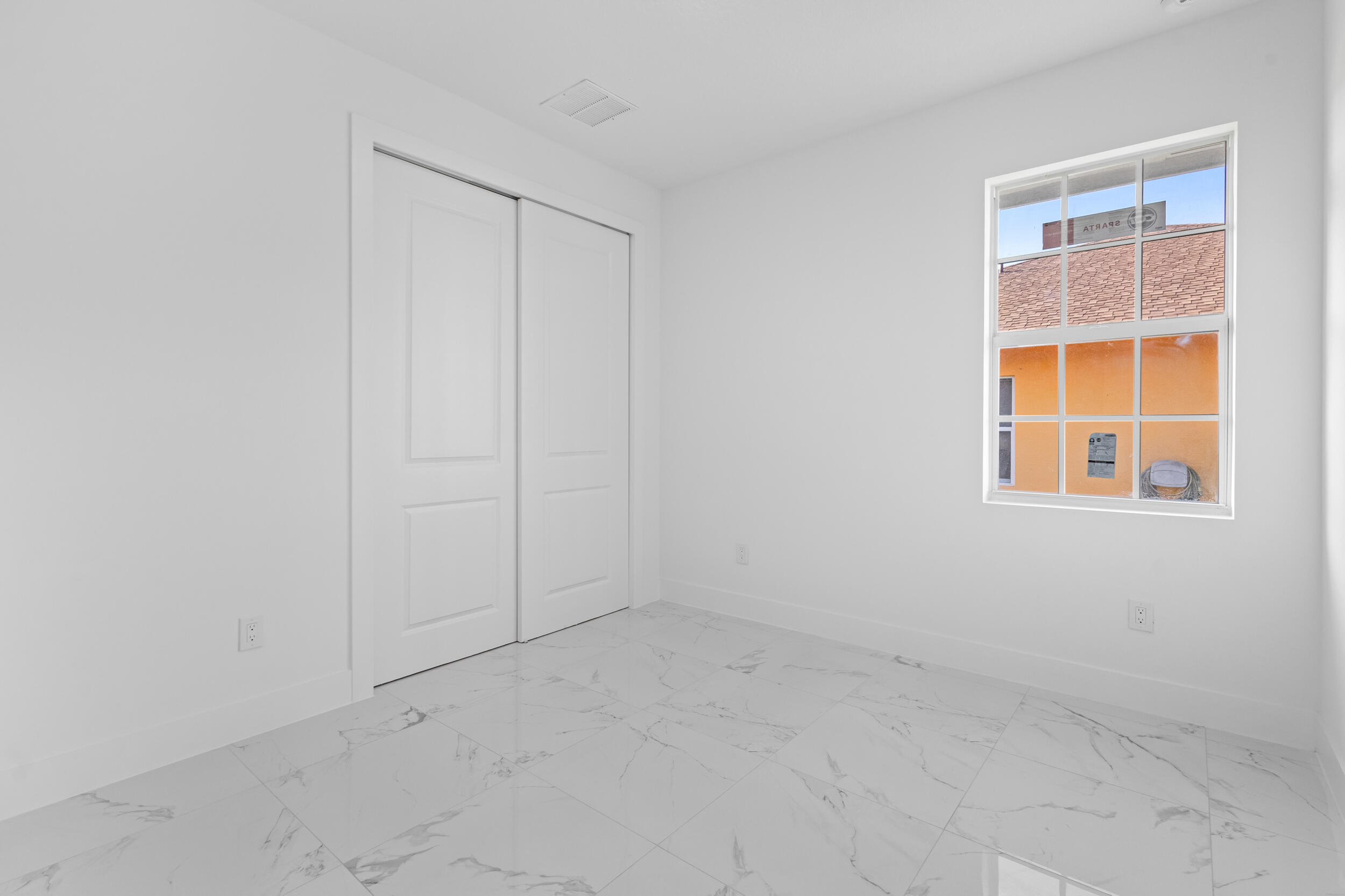 PORT ST LUCIE SECTION 48 1ST REPLAT - Residential