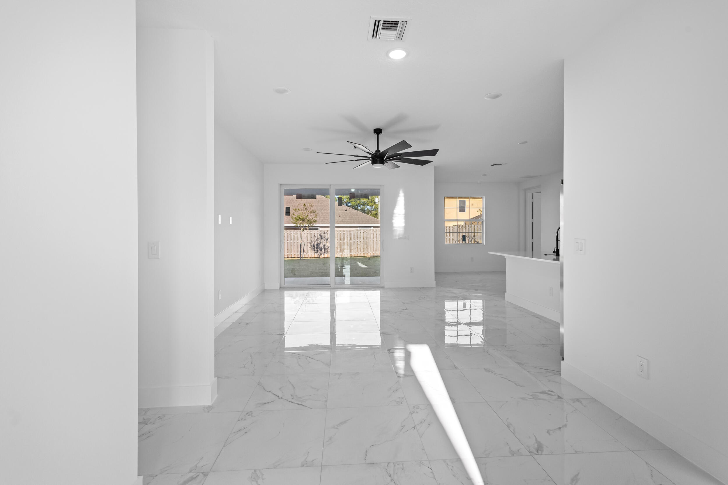 PORT ST LUCIE SECTION 48 1ST REPLAT - Residential