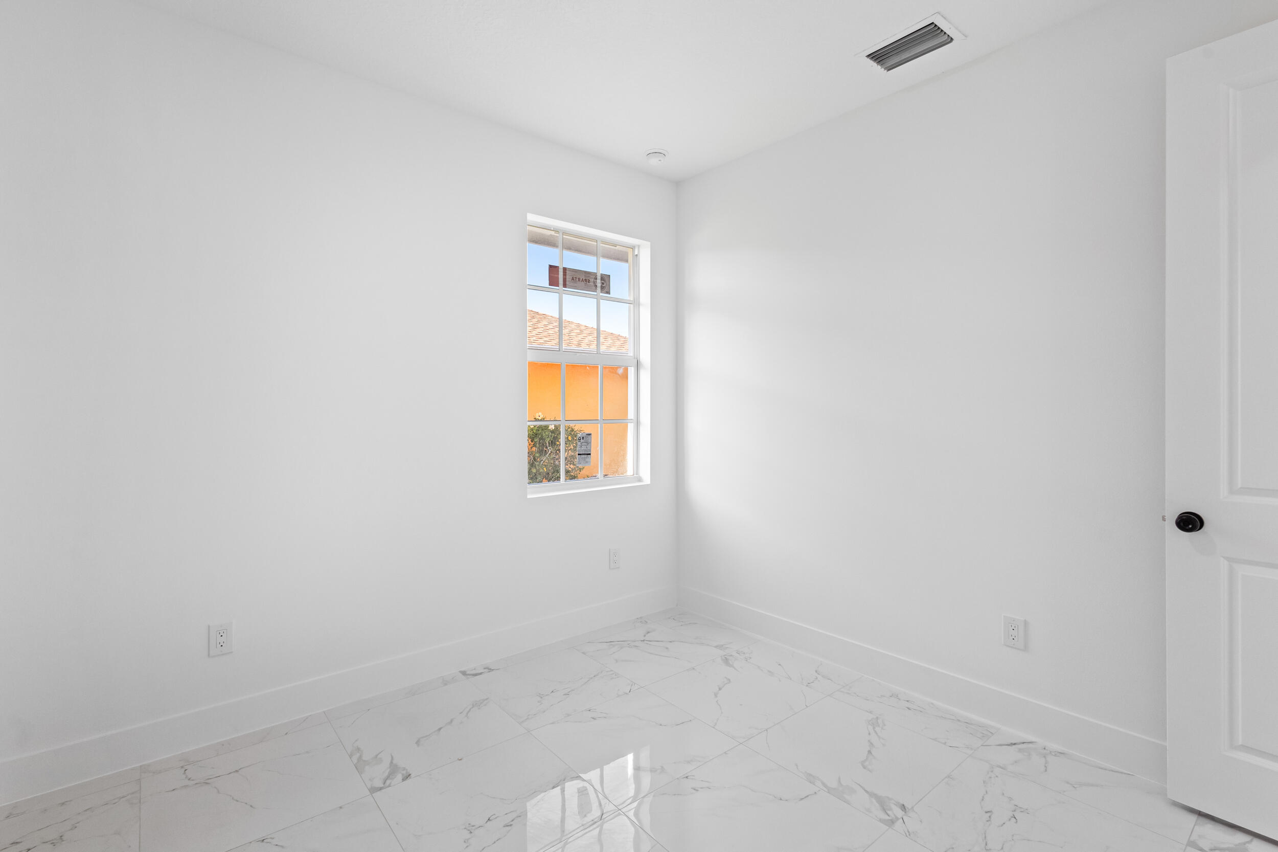 PORT ST LUCIE SECTION 48 1ST REPLAT - Residential