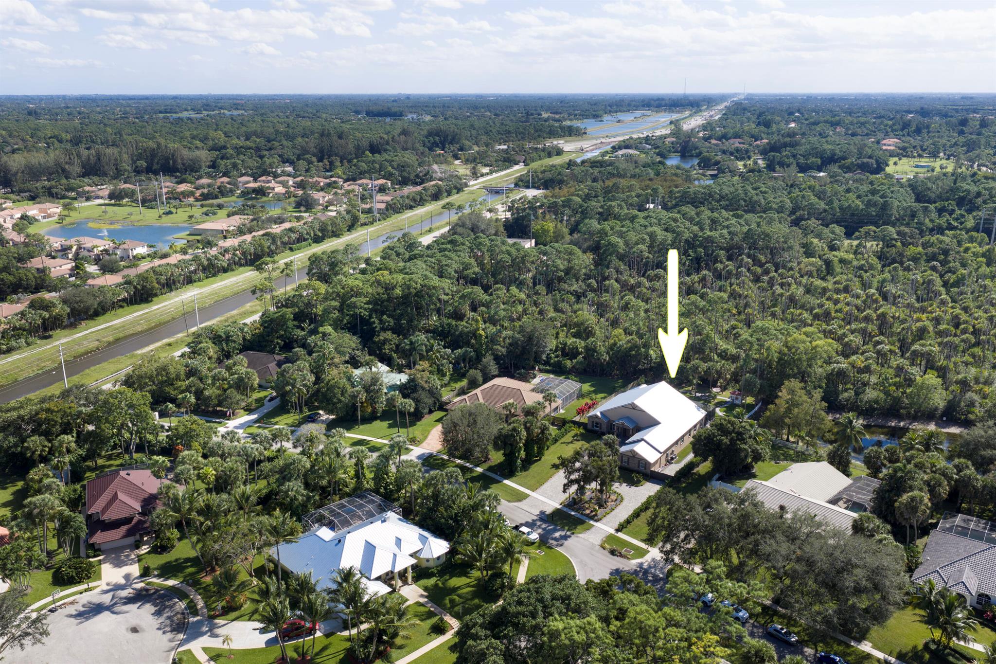 WHISPERING OAKS - Residential