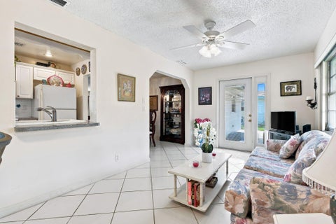 Tiny photo for 1505 SW 10th Avenue, Boynton Beach, FL 33426 (MLS # B26090518)