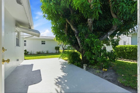 Tiny photo for 1505 SW 10th Avenue, Boynton Beach, FL 33426 (MLS # B26090518)