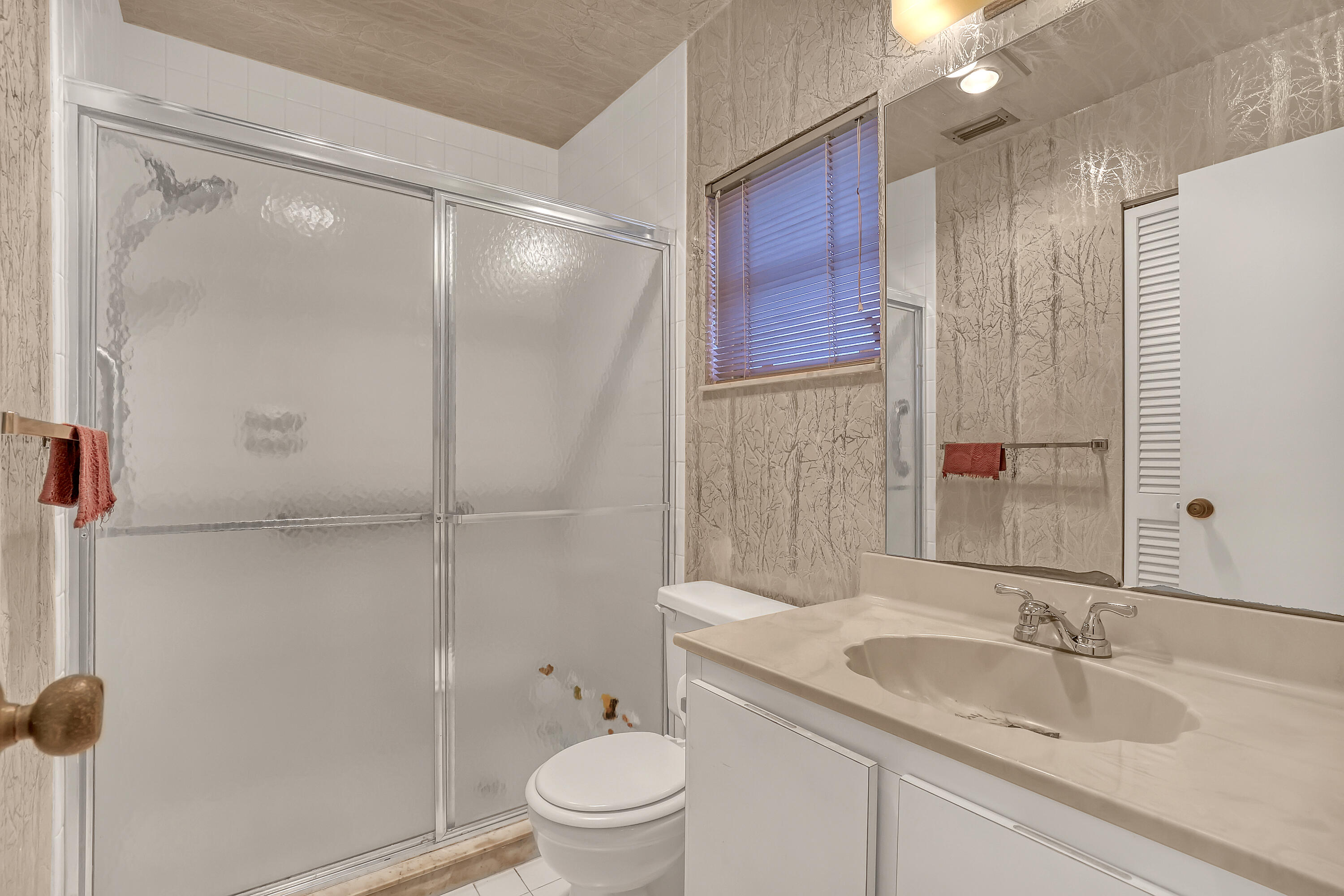 PALM GREENS AT VILLA DEL RAY CONDO II - Residential