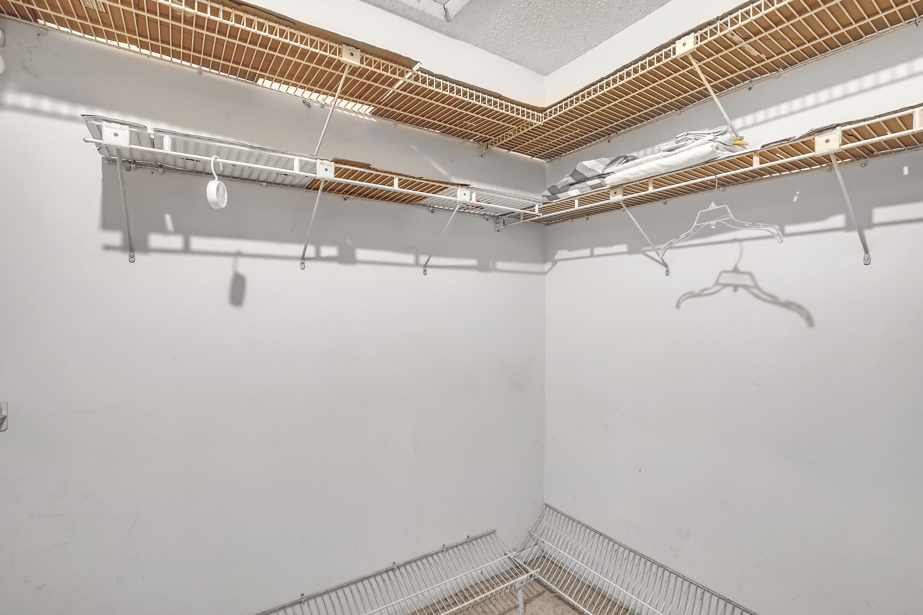 PALM GREENS AT VILLA DEL RAY CONDO II - Residential