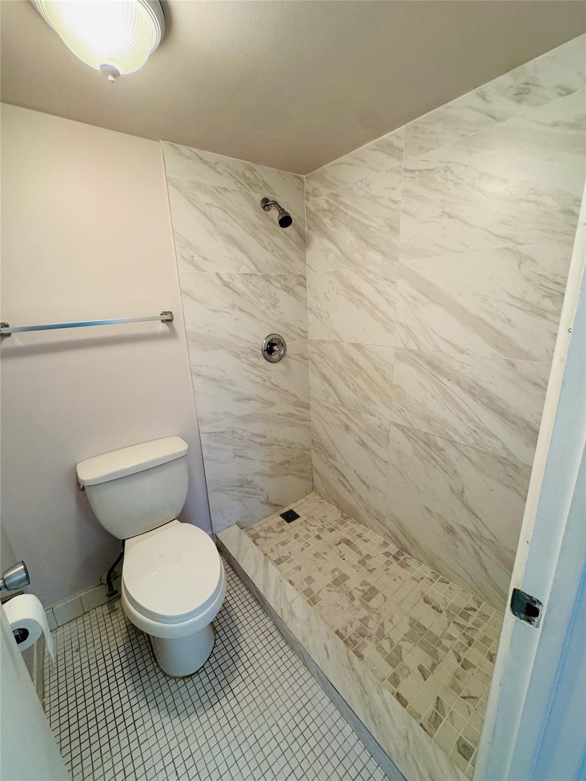 sherwood square - Residential Lease
