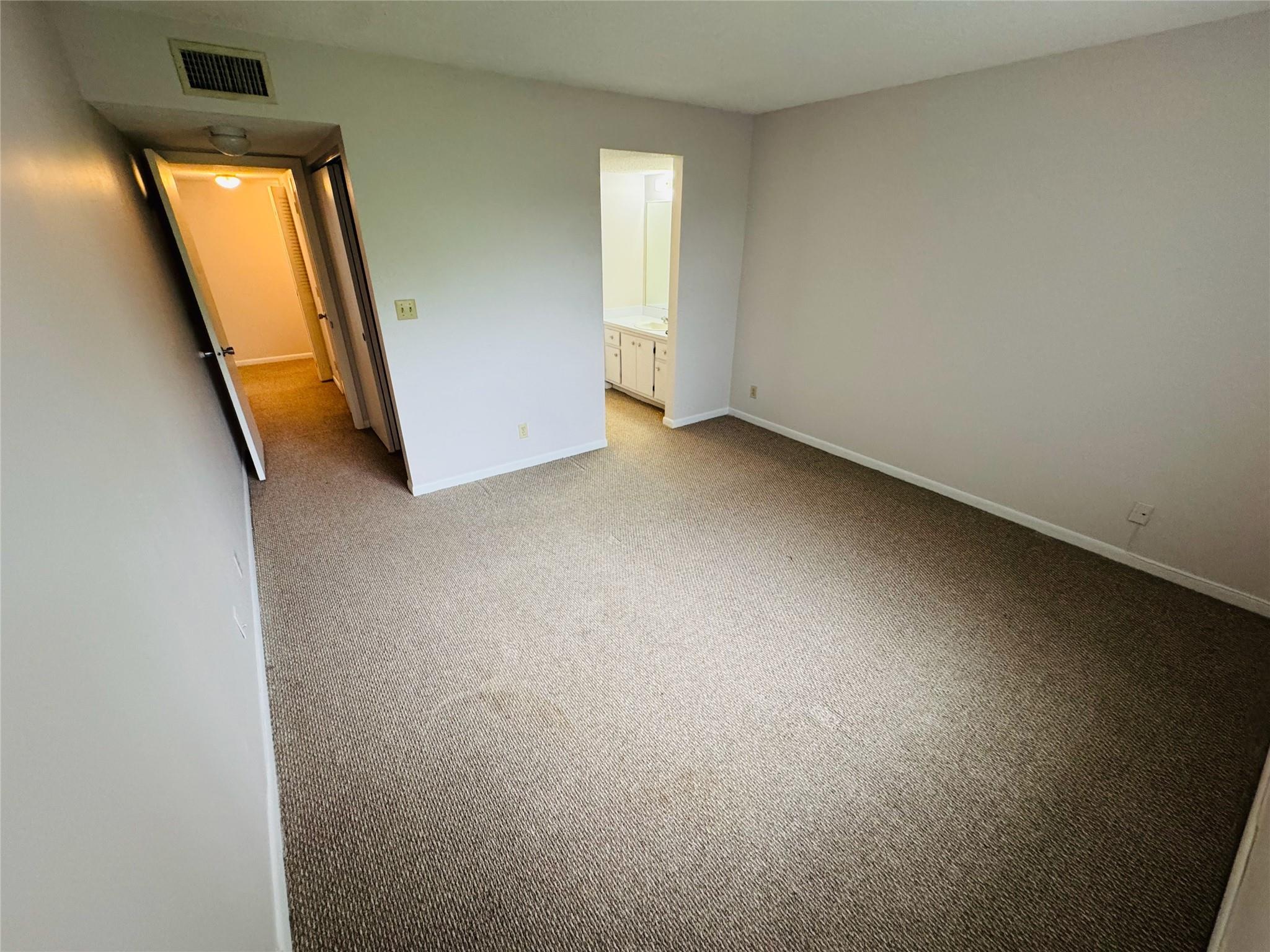 sherwood square - Residential Lease