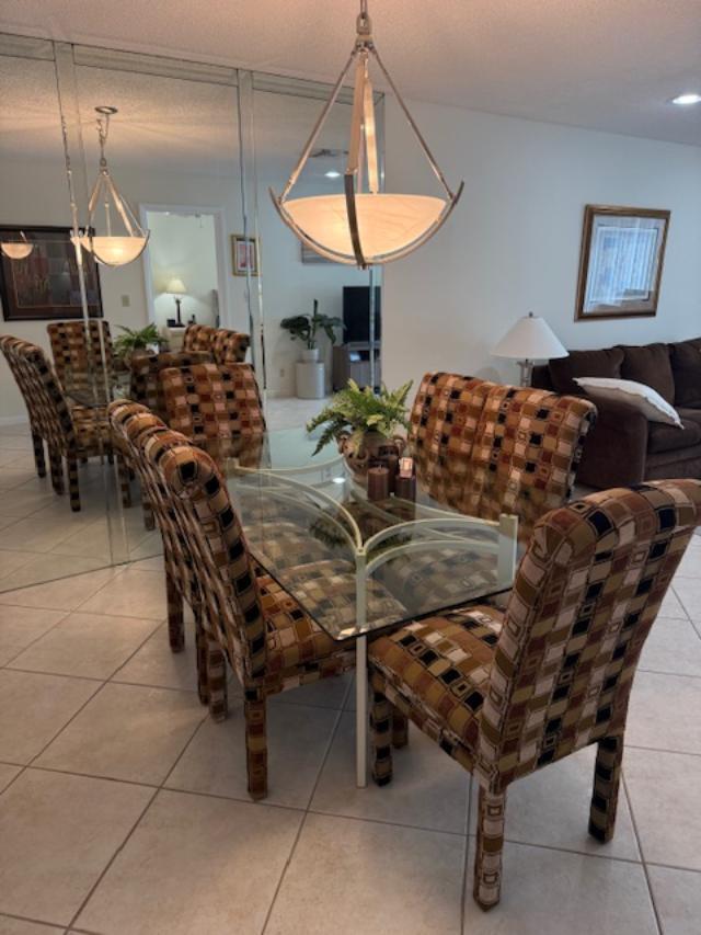 Palm Greens At Villa - Residential