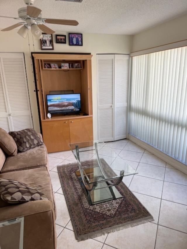 Palm Greens At Villa - Residential