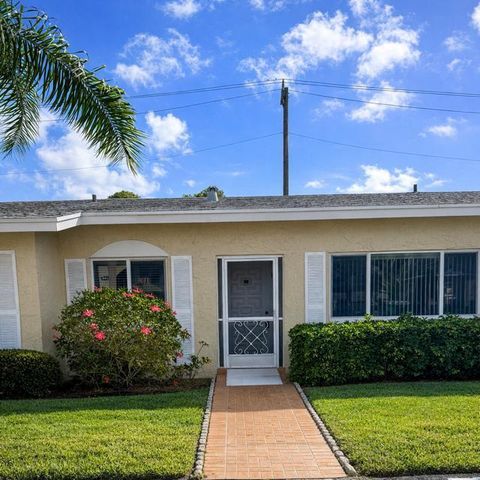 Photo of 13678 VÃ­a Flora #B, Delray Beach, FL 33484 (MLS # B26001106)