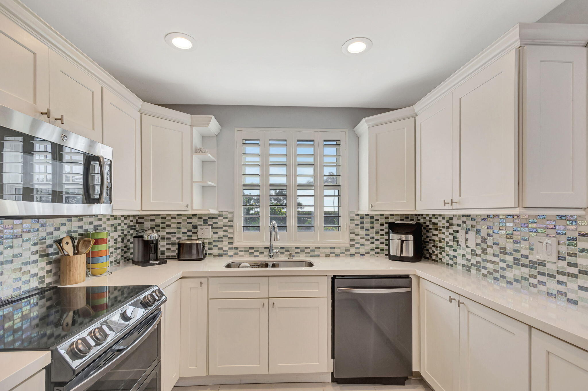 SEA COLONY CONDO - Residential Lease