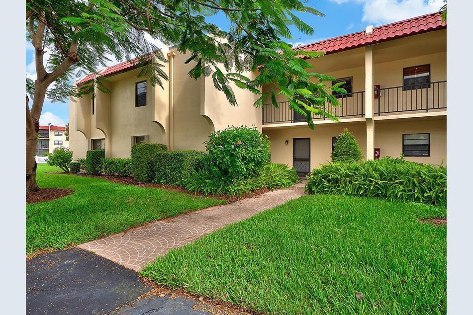 ISLAND HOUSE CONDOMINIUM - Residential Lease