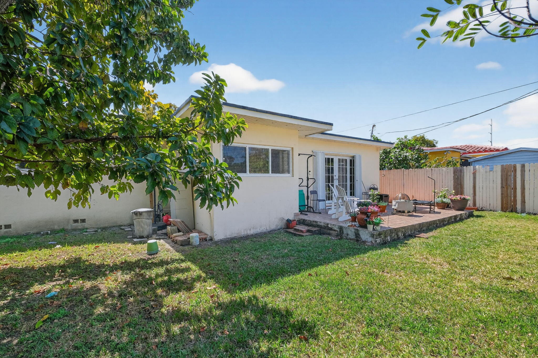 BARBARA SUB - Residential