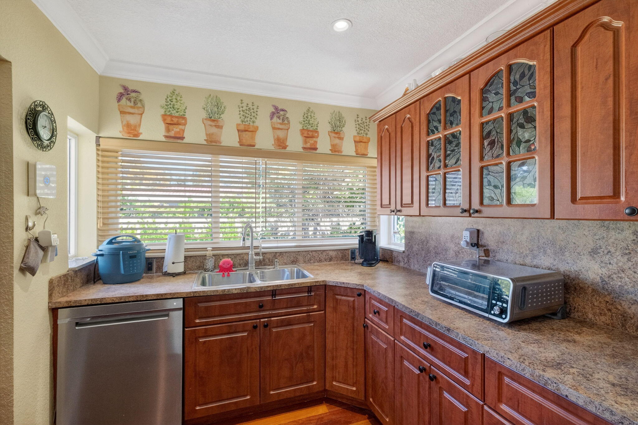 BARBARA SUB - Residential