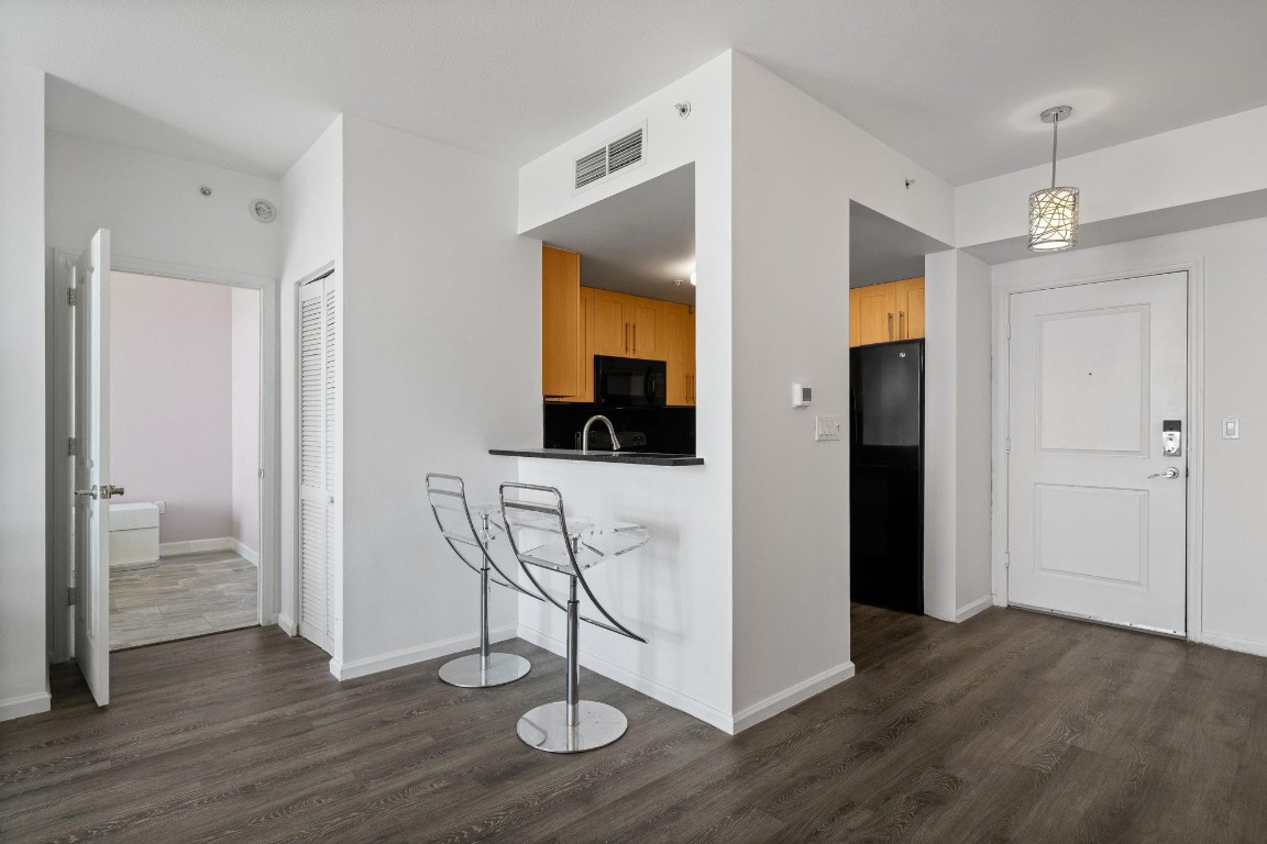 511 SE 5th Avenue 707