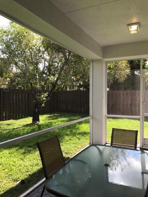 WELLINGTONS EDGE PAR 76 P - Residential Lease