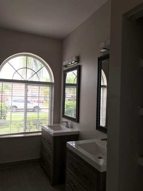 WELLINGTONS EDGE PAR 76 P - Residential Lease