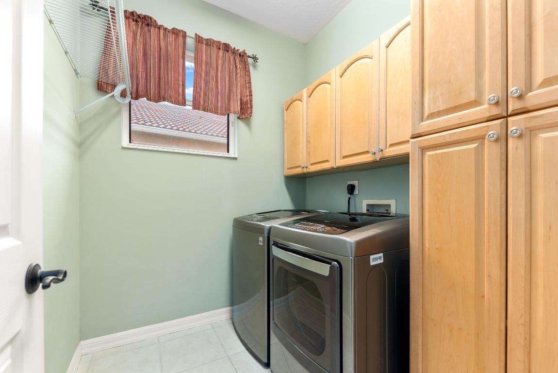 SUMMERFIELD - Residential