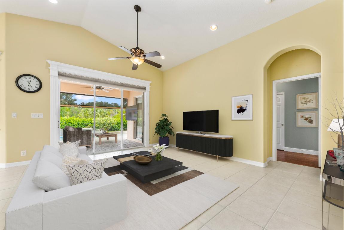 SUMMERFIELD - Residential