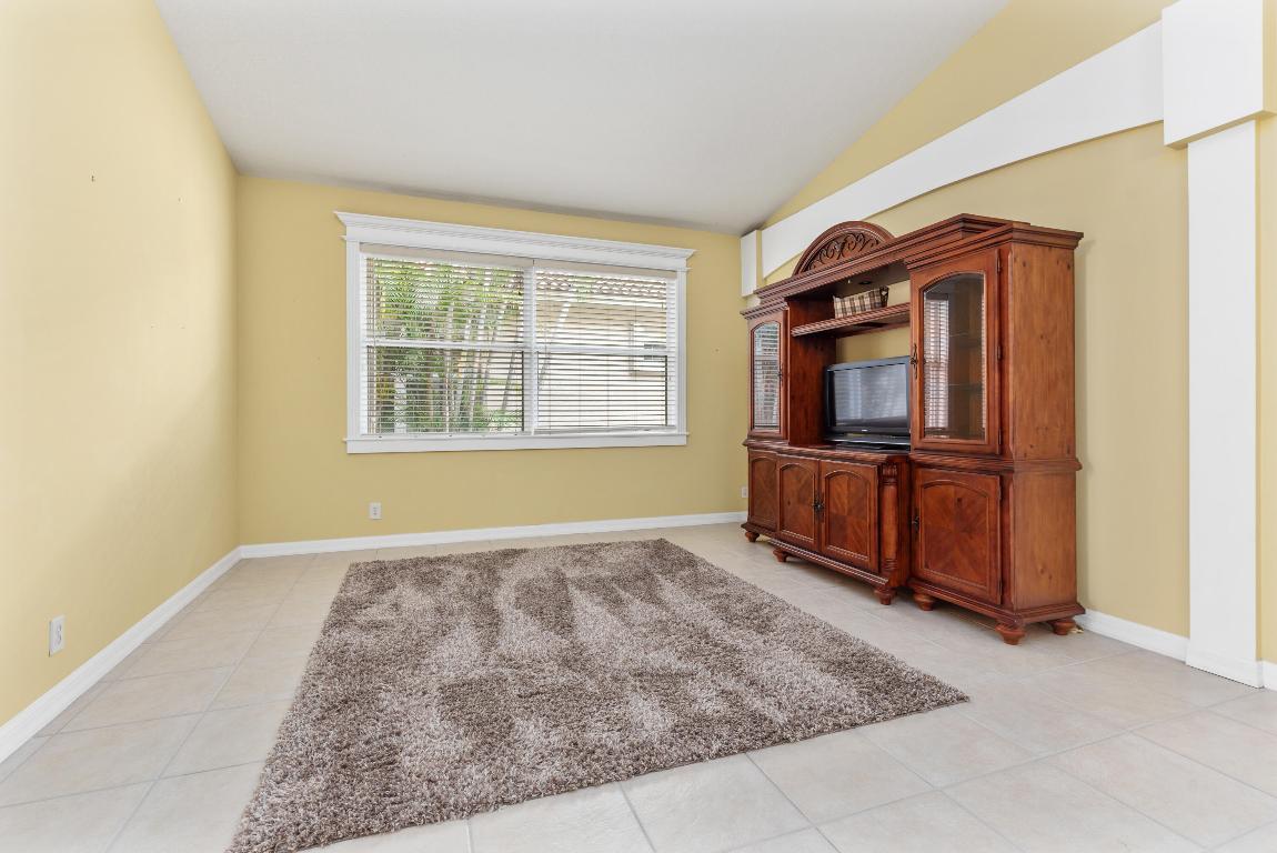 SUMMERFIELD - Residential