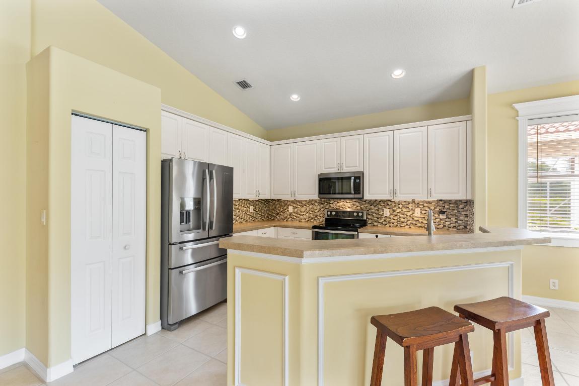 SUMMERFIELD - Residential