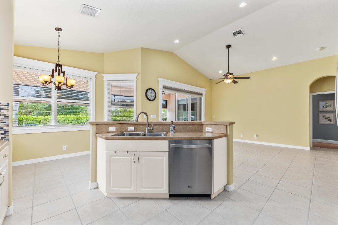 SUMMERFIELD - Residential