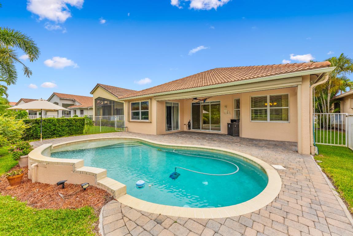 SUMMERFIELD - Residential