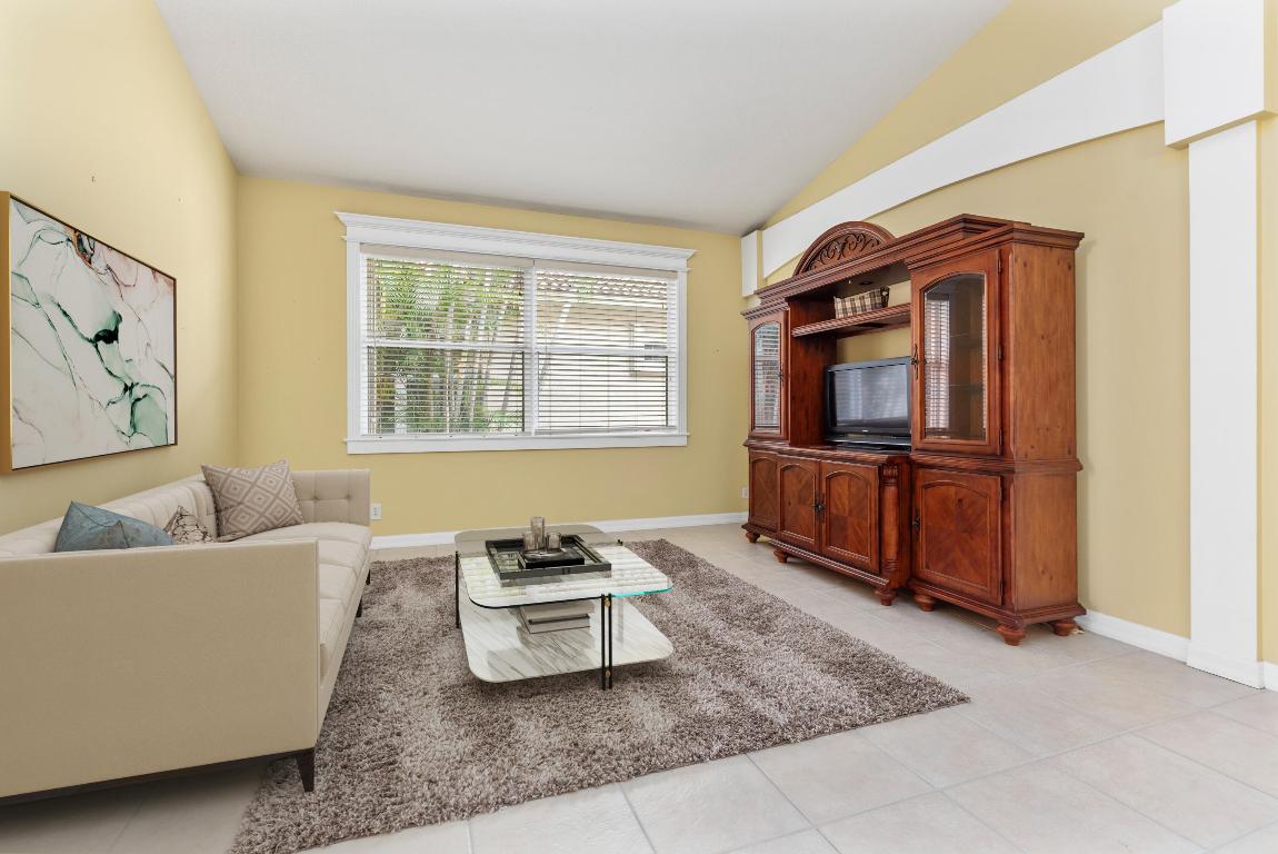 SUMMERFIELD - Residential
