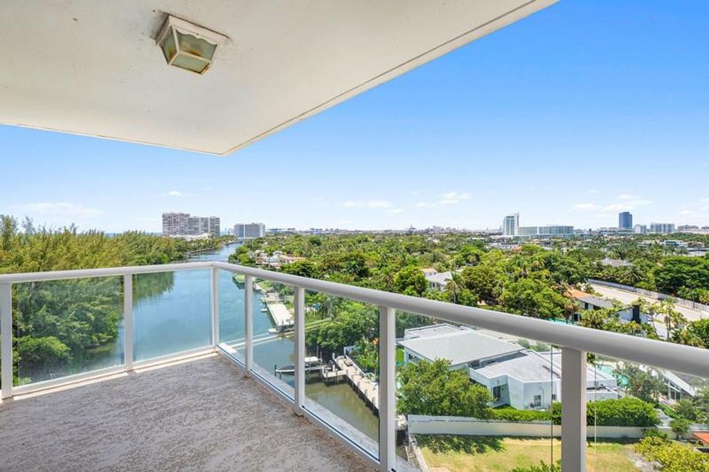 Photo of 3000 Holiday Drive #1104, Fort Lauderdale, FL 33316 (MLS # F10533768)