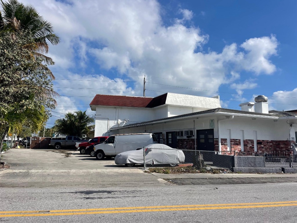 475 W Dania Beach Boulevard