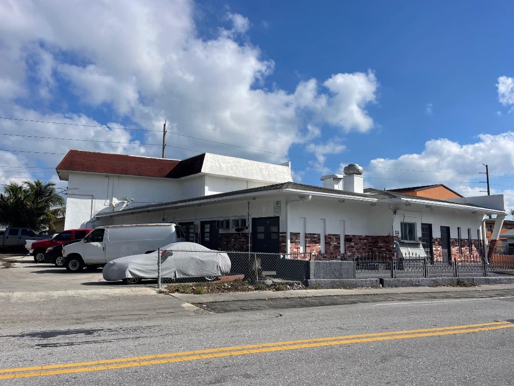 475 W Dania Beach Boulevard