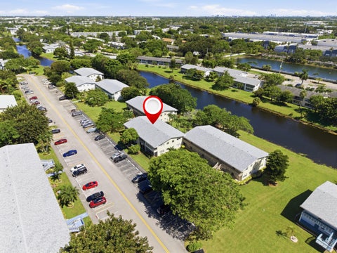 Tiny photo for 489 Tilford W, Deerfield Beach, FL 33442 (MLS # B26069464)