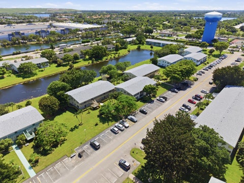 Tiny photo for 489 Tilford W, Deerfield Beach, FL 33442 (MLS # B26069464)