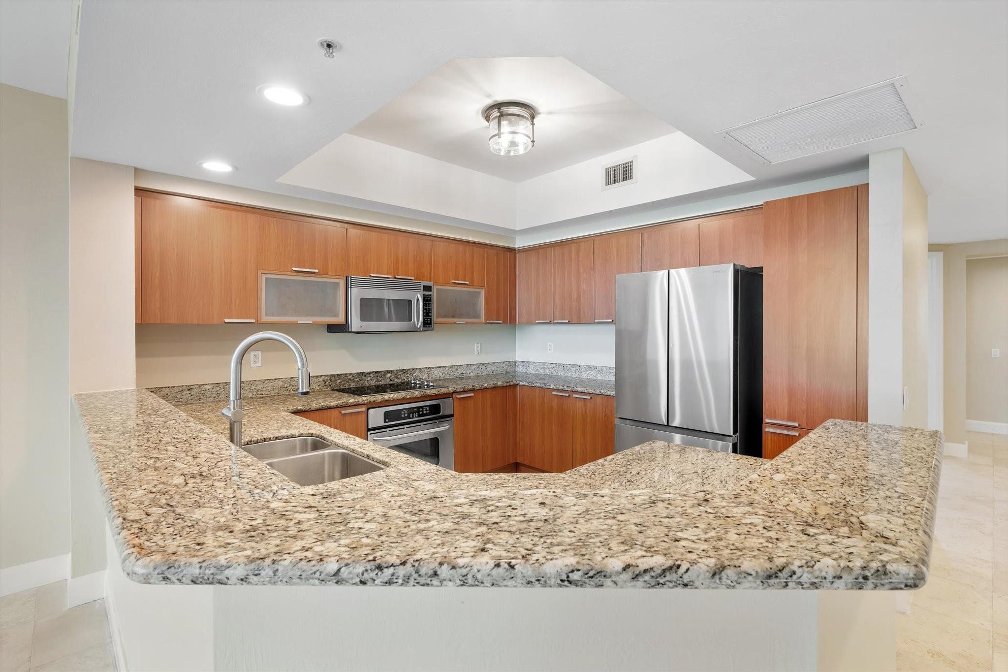 ONE FIFTY ONE @ BISCAYNE - Residential